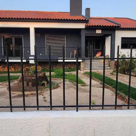 Апартаменты Casa Do Alto Nadadouro